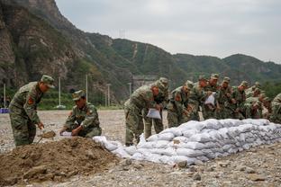 独造四球！苏亚雷斯本场数据：2进球2助攻，4关键传球，评分9.6分